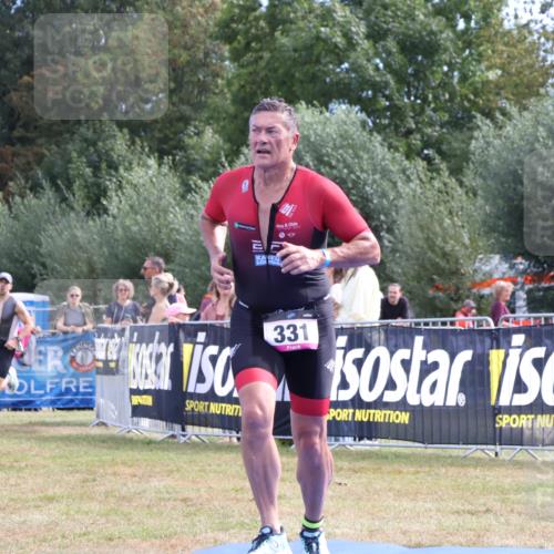 31.08.2025 - Elbe Triathlon Hamburg Strokosch-Dieckow http://msf.ph/oto/8651473 31.08.2025 10:48:14 Ziel 331, 529 meine-sportfotos.de