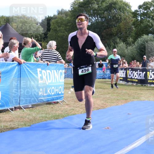 31.08.2025 - Elbe Triathlon Hamburg Strokosch-Dieckow http://msf.ph/oto/8651507 31.08.2025 10:48:44 Ziel 282, 426, 512 meine-sportfotos.de