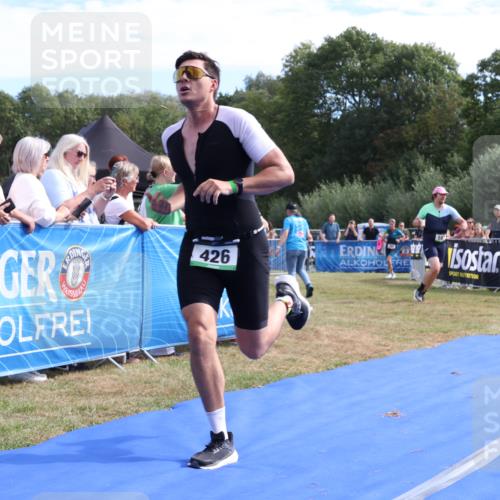 31.08.2025 - Elbe Triathlon Hamburg Strokosch-Dieckow http://msf.ph/oto/8651510 31.08.2025 10:48:44 Ziel 282, 426, 512 meine-sportfotos.de