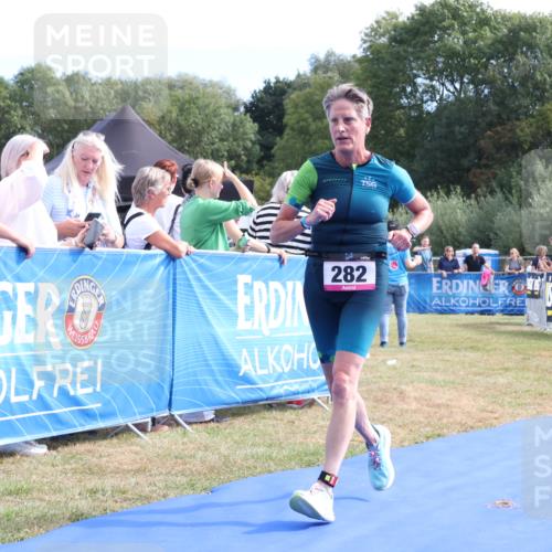 31.08.2025 - Elbe Triathlon Hamburg Strokosch-Dieckow http://msf.ph/oto/8651514 31.08.2025 10:48:53 Ziel 282 meine-sportfotos.de