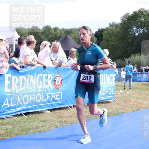 31.08.2025 - Elbe Triathlon Hamburg Strokosch-Dieckow http://msf.ph/oto/8651515 31.08.2025 10:48:54 Ziel 282 meine-sportfotos.de