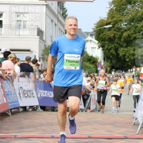 31.08.2025 - 21. Blankeneser Heldenlauf Strokosch-Dieckow http://msf.ph/oto/8651528 31.08.2025 11:13:10 Ziel 3631, 3437, 3350 meine-sportfotos.de