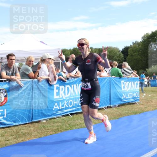 31.08.2025 - Elbe Triathlon Hamburg Strokosch-Dieckow http://msf.ph/oto/8651535 31.08.2025 10:49:37 Ziel 320, 415, 435 meine-sportfotos.de