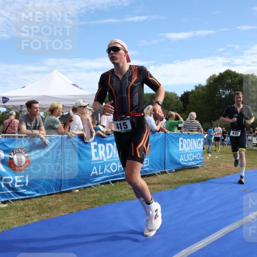 31.08.2025 - Elbe Triathlon Hamburg Strokosch-Dieckow http://msf.ph/oto/8651539 31.08.2025 10:49:45 Ziel 415, 435, 456 meine-sportfotos.de