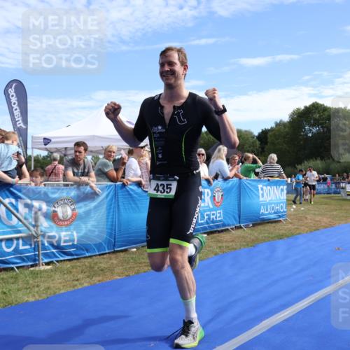 31.08.2025 - Elbe Triathlon Hamburg Strokosch-Dieckow http://msf.ph/oto/8651543 31.08.2025 10:49:46 Ziel 415, 435, 456 meine-sportfotos.de