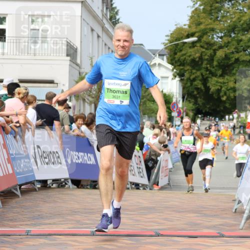 31.08.2025 - 21. Blankeneser Heldenlauf Strokosch-Dieckow http://msf.ph/oto/8651544 31.08.2025 11:13:10 Ziel 3631, 3437, 3350 meine-sportfotos.de