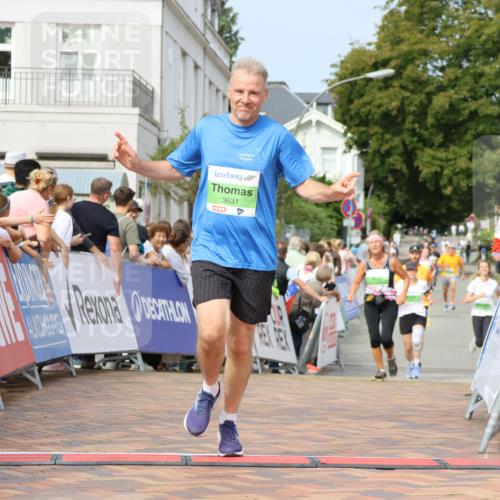 31.08.2025 - 21. Blankeneser Heldenlauf Strokosch-Dieckow http://msf.ph/oto/8651549 31.08.2025 11:13:10 Ziel 3631, 3437, 3350 meine-sportfotos.de