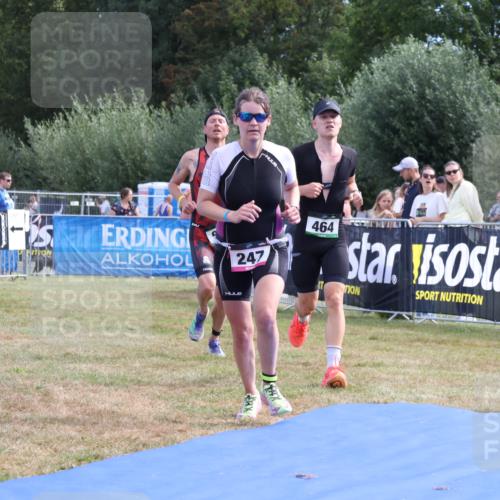 31.08.2025 - Elbe Triathlon Hamburg Strokosch-Dieckow http://msf.ph/oto/8651558 31.08.2025 10:50:23 Ziel 247, 464, 694 meine-sportfotos.de