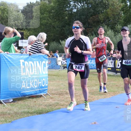 31.08.2025 - Elbe Triathlon Hamburg Strokosch-Dieckow http://msf.ph/oto/8651559 31.08.2025 10:50:24 Ziel 247, 430, 464, 694 meine-sportfotos.de
