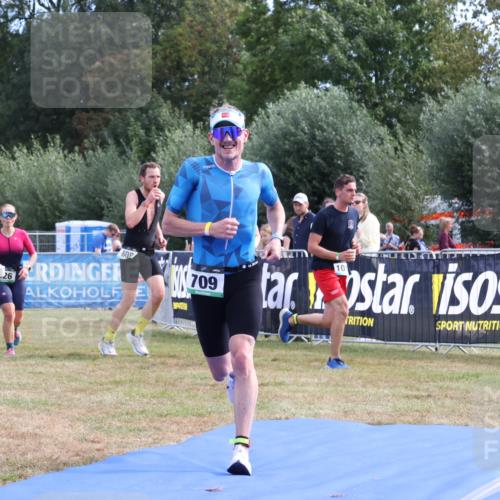 31.08.2025 - Elbe Triathlon Hamburg Strokosch-Dieckow http://msf.ph/oto/8651572 31.08.2025 10:50:39 Ziel 412, 709 meine-sportfotos.de