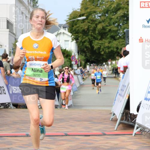 31.08.2025 - 21. Blankeneser Heldenlauf Strokosch-Dieckow http://msf.ph/oto/8651596 31.08.2025 11:13:02 Ziel 3232, 3025, 3372, 3412, 3350 meine-sportfotos.de