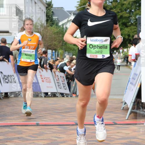 31.08.2025 - 21. Blankeneser Heldenlauf Strokosch-Dieckow http://msf.ph/oto/8651604 31.08.2025 11:13:01 Ziel 3232, 3025, 3372, 3412 meine-sportfotos.de