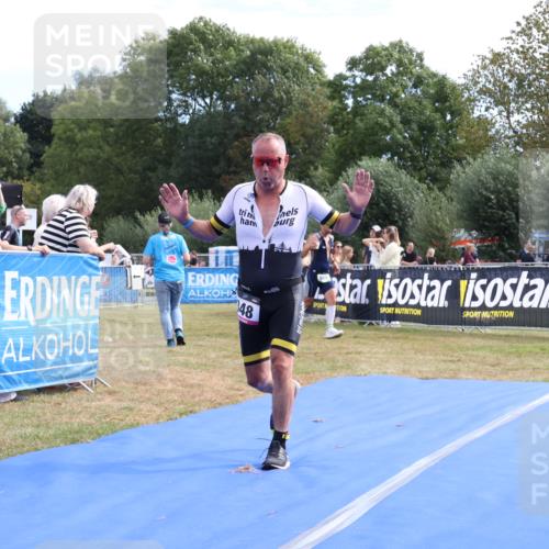 31.08.2025 - Elbe Triathlon Hamburg Strokosch-Dieckow http://msf.ph/oto/8651609 31.08.2025 10:51:23 Ziel 348 meine-sportfotos.de