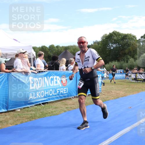 31.08.2025 - Elbe Triathlon Hamburg Strokosch-Dieckow http://msf.ph/oto/8651612 31.08.2025 10:51:24 Ziel 348 meine-sportfotos.de