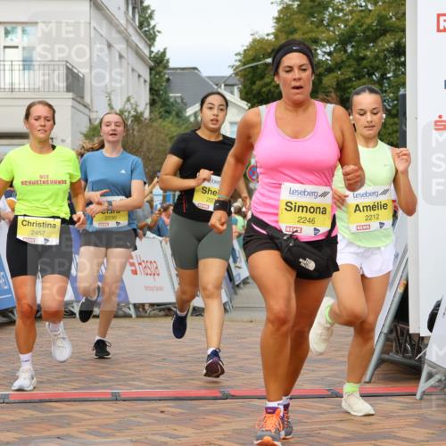 31.08.2025 - 21. Blankeneser Heldenlauf Strokosch-Dieckow http://msf.ph/oto/8651622 31.08.2025 10:29:03 Ziel 2246, 2035, 2457, 2212, 2230, 2381 meine-sportfotos.de
