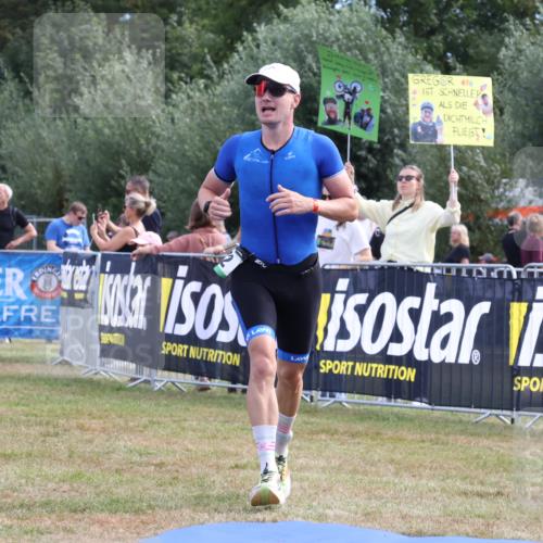 31.08.2025 - Elbe Triathlon Hamburg Strokosch-Dieckow http://msf.ph/oto/8651623 31.08.2025 10:52:17 Ziel 299, 602 meine-sportfotos.de