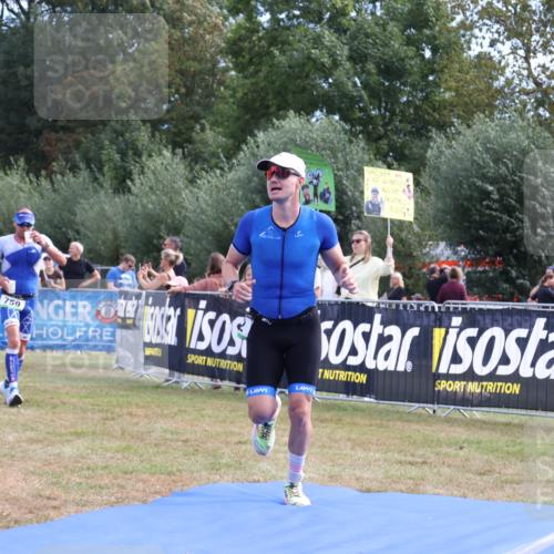31.08.2025 - Elbe Triathlon Hamburg Strokosch-Dieckow http://msf.ph/oto/8651625 31.08.2025 10:52:18 Ziel 299, 602 meine-sportfotos.de