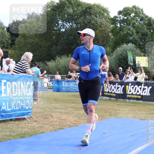 31.08.2025 - Elbe Triathlon Hamburg Strokosch-Dieckow http://msf.ph/oto/8651628 31.08.2025 10:52:19 Ziel 299, 602 meine-sportfotos.de