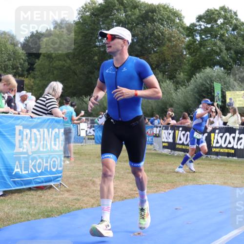 31.08.2025 - Elbe Triathlon Hamburg Strokosch-Dieckow http://msf.ph/oto/8651630 31.08.2025 10:52:19 Ziel 299, 602 meine-sportfotos.de