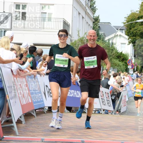 31.08.2025 - 21. Blankeneser Heldenlauf Strokosch-Dieckow http://msf.ph/oto/8651631 31.08.2025 11:12:56 Ziel 3623, 3025, 3372, 3505, 3412 meine-sportfotos.de