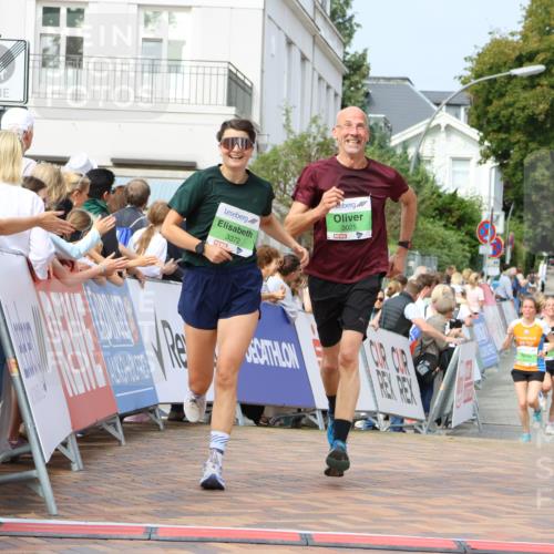 31.08.2025 - 21. Blankeneser Heldenlauf Strokosch-Dieckow http://msf.ph/oto/8651640 31.08.2025 11:12:56 Ziel 3623, 3025, 3372, 3505, 3412 meine-sportfotos.de