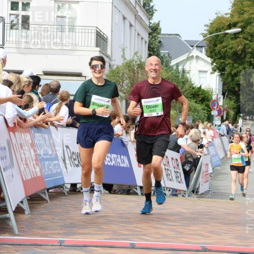 31.08.2025 - 21. Blankeneser Heldenlauf Strokosch-Dieckow http://msf.ph/oto/8651645 31.08.2025 11:12:56 Ziel 3623, 3025, 3372, 3505, 3412 meine-sportfotos.de