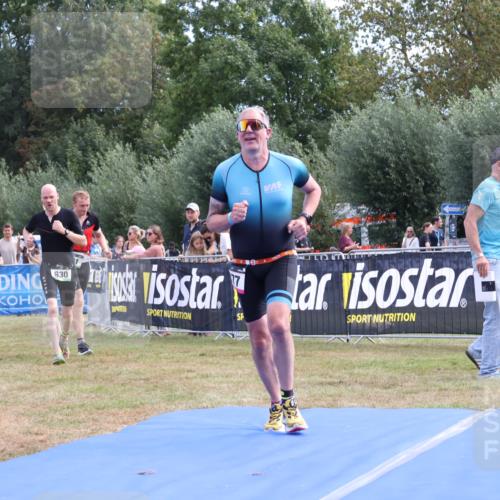 31.08.2025 - Elbe Triathlon Hamburg Strokosch-Dieckow http://msf.ph/oto/8651646 31.08.2025 10:53:11 Ziel 377, 630 meine-sportfotos.de
