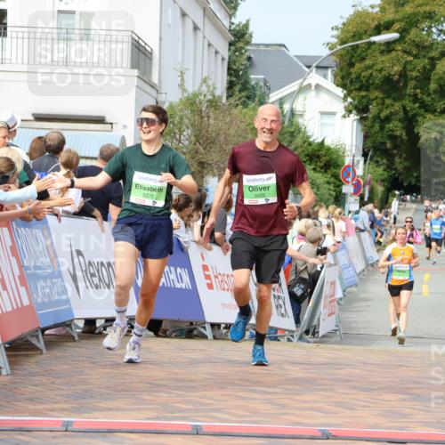 31.08.2025 - 21. Blankeneser Heldenlauf Strokosch-Dieckow http://msf.ph/oto/8651663 31.08.2025 11:12:56 Ziel 3623, 3025, 3372, 3505, 3412 meine-sportfotos.de