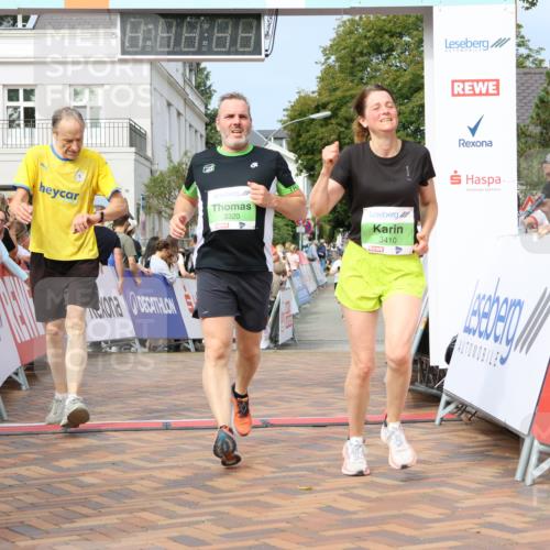31.08.2025 - 21. Blankeneser Heldenlauf Strokosch-Dieckow http://msf.ph/oto/8651682 31.08.2025 11:12:42 Ziel 3225, 3645, 3142, 3410, 3143, 3320, 3299, 3588, 3585 meine-sportfotos.de