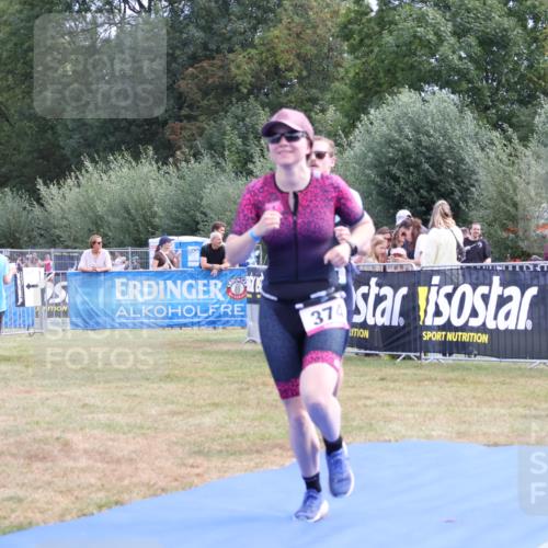 31.08.2025 - Elbe Triathlon Hamburg Strokosch-Dieckow http://msf.ph/oto/8651691 31.08.2025 10:53:48 Ziel 374, 434, 479 meine-sportfotos.de