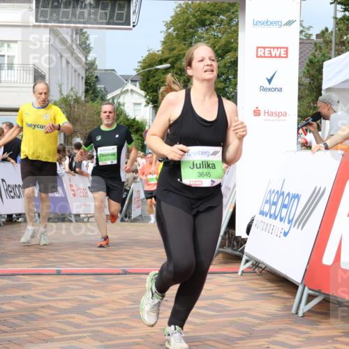 31.08.2025 - 21. Blankeneser Heldenlauf Strokosch-Dieckow http://msf.ph/oto/8651697 31.08.2025 11:12:40 Ziel 3225, 3645, 3142, 3410, 3143, 3320, 3588, 3585 meine-sportfotos.de