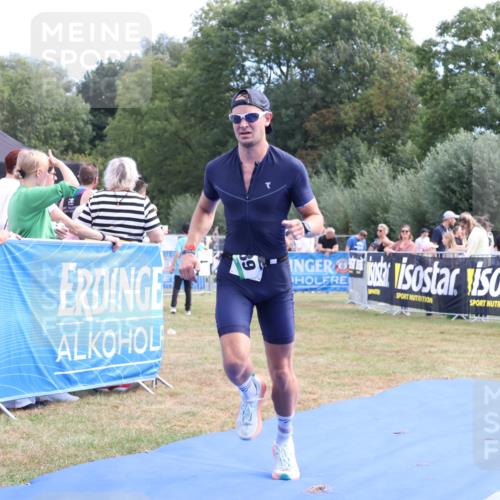 31.08.2025 - Elbe Triathlon Hamburg Strokosch-Dieckow http://msf.ph/oto/8651702 31.08.2025 10:54:20 Ziel 589 meine-sportfotos.de