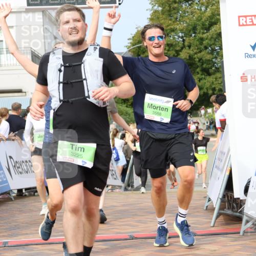 31.08.2025 - 21. Blankeneser Heldenlauf Strokosch-Dieckow http://msf.ph/oto/8651703 31.08.2025 11:12:36 Ziel 3301, 3225, 3645, 3142, 3143, 3546, 3545, 3588, 3585 meine-sportfotos.de