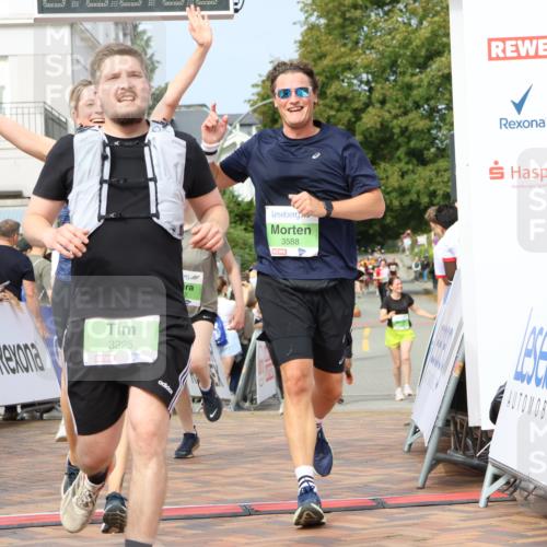 31.08.2025 - 21. Blankeneser Heldenlauf Strokosch-Dieckow http://msf.ph/oto/8651711 31.08.2025 11:12:36 Ziel 3301, 3225, 3645, 3142, 3143, 3546, 3545, 3588, 3585 meine-sportfotos.de