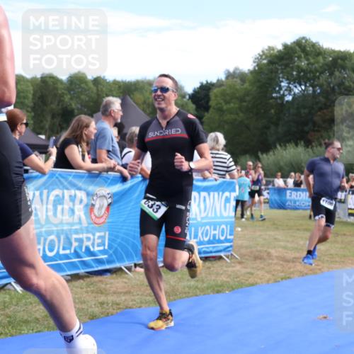 31.08.2025 - Elbe Triathlon Hamburg Strokosch-Dieckow http://msf.ph/oto/8651714 31.08.2025 10:54:36 Ziel 324, 548, 633 meine-sportfotos.de