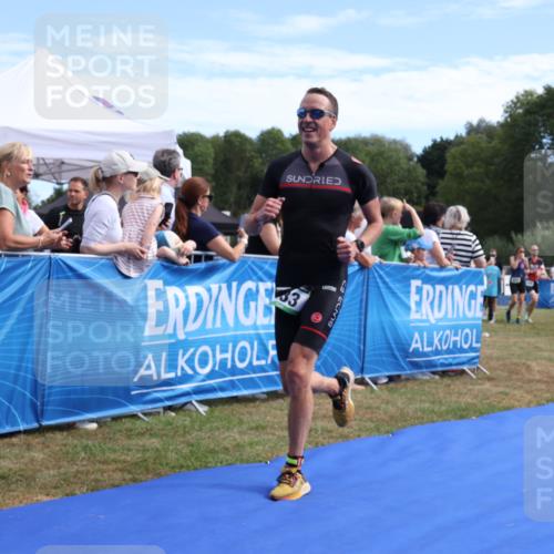 31.08.2025 - Elbe Triathlon Hamburg Strokosch-Dieckow http://msf.ph/oto/8651716 31.08.2025 10:54:36 Ziel 324, 548, 633 meine-sportfotos.de