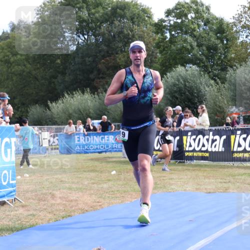 31.08.2025 - Elbe Triathlon Hamburg Strokosch-Dieckow http://msf.ph/oto/8651741 31.08.2025 10:55:30 Ziel 619 meine-sportfotos.de