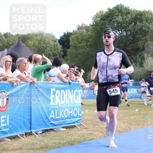 31.08.2025 - Elbe Triathlon Hamburg Strokosch-Dieckow http://msf.ph/oto/8651759 31.08.2025 10:56:05 Ziel 545 meine-sportfotos.de