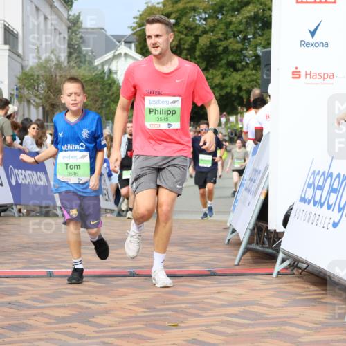31.08.2025 - 21. Blankeneser Heldenlauf Strokosch-Dieckow http://msf.ph/oto/8651767 31.08.2025 11:12:31 Ziel 3301, 3225, 3546, 3545, 3486, 3588 meine-sportfotos.de