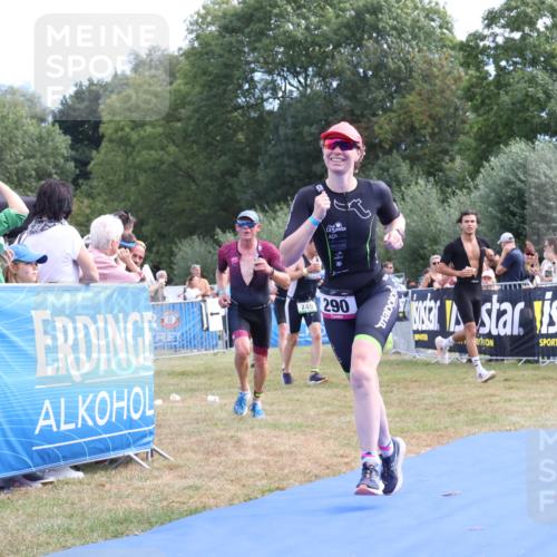 31.08.2025 - Elbe Triathlon Hamburg Strokosch-Dieckow http://msf.ph/oto/8651777 31.08.2025 10:56:30 Ziel 290, 372, 384, 470 meine-sportfotos.de