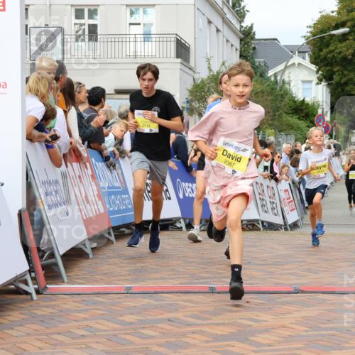 31.08.2025 - 21. Blankeneser Heldenlauf Strokosch-Dieckow http://msf.ph/oto/8651779 31.08.2025 10:28:52 Ziel 2060, 2346, 2718, 2719, 2143, 2387 meine-sportfotos.de