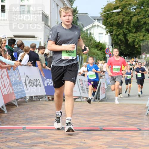 31.08.2025 - 21. Blankeneser Heldenlauf Strokosch-Dieckow http://msf.ph/oto/8651781 31.08.2025 11:12:28 Ziel 3301, 3216, 3546, 3545, 3486 meine-sportfotos.de