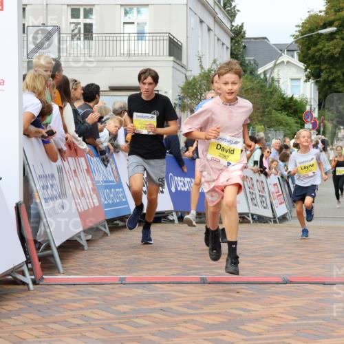31.08.2025 - 21. Blankeneser Heldenlauf Strokosch-Dieckow http://msf.ph/oto/8651786 31.08.2025 10:28:52 Ziel 2060, 2346, 2718, 2719, 2143, 2387 meine-sportfotos.de