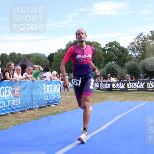31.08.2025 - Elbe Triathlon Hamburg Strokosch-Dieckow http://msf.ph/oto/8651805 31.08.2025 10:56:43 Ziel 728 meine-sportfotos.de