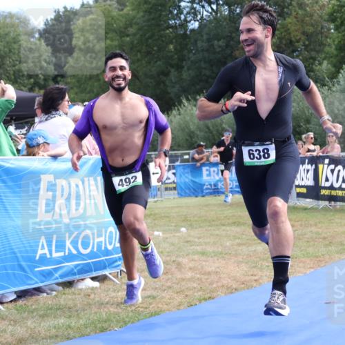 31.08.2025 - Elbe Triathlon Hamburg Strokosch-Dieckow http://msf.ph/oto/8651813 31.08.2025 10:57:19 Ziel 471, 492, 638 meine-sportfotos.de