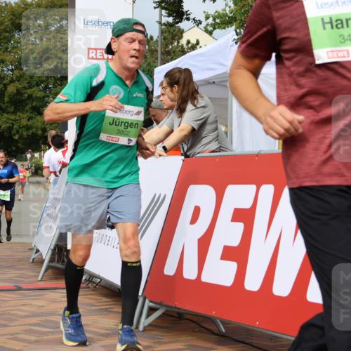 31.08.2025 - 21. Blankeneser Heldenlauf Strokosch-Dieckow http://msf.ph/oto/8651829 31.08.2025 11:12:18 Ziel 3002, 3216, 3461 meine-sportfotos.de