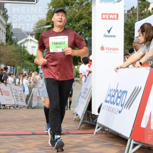 31.08.2025 - 21. Blankeneser Heldenlauf Strokosch-Dieckow http://msf.ph/oto/8651837 31.08.2025 11:12:17 Ziel 3002, 3461 meine-sportfotos.de