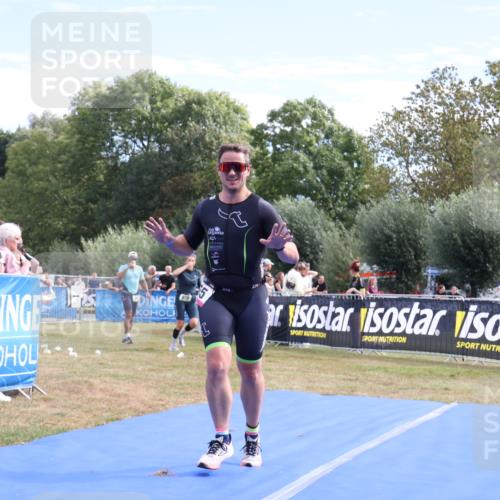 31.08.2025 - Elbe Triathlon Hamburg Strokosch-Dieckow http://msf.ph/oto/8651839 31.08.2025 10:57:57 Ziel 365 meine-sportfotos.de