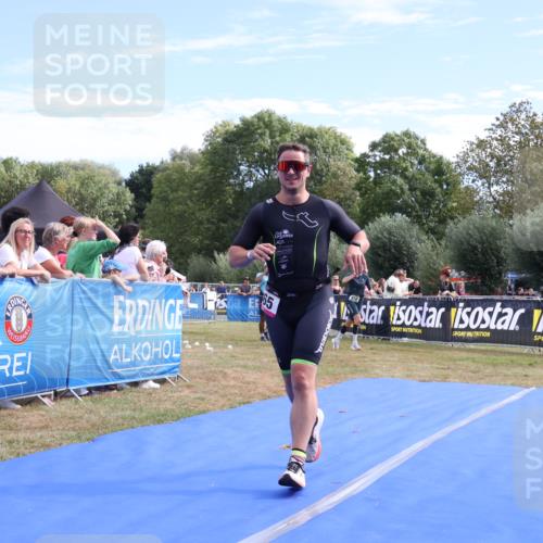 31.08.2025 - Elbe Triathlon Hamburg Strokosch-Dieckow http://msf.ph/oto/8651841 31.08.2025 10:57:57 Ziel 365 meine-sportfotos.de