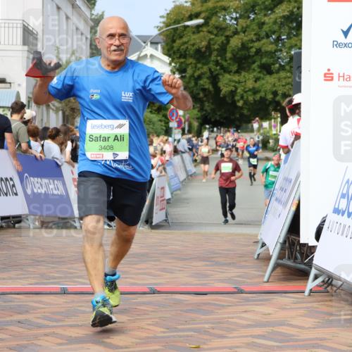 31.08.2025 - 21. Blankeneser Heldenlauf Strokosch-Dieckow http://msf.ph/oto/8651855 31.08.2025 11:12:08 Ziel 3405, 3006, 3408 meine-sportfotos.de
